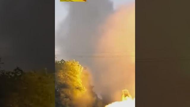 Под Кременной #ВСУ нанесли удар из #HIMARS по дивизии 20-й армии #рф, ожидающей выступление генерала Под Кременной #ВСУ нанесли удар из #HIMARS по дивизии 20-й армии #рф, ожидающей выступление генерала