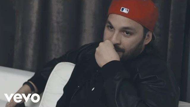 Swedish House Mafia ft. John Martin - Don't You Worry Child (Official Video) Swedish House Mafia ft. John Martin - Don't You Worry Child (Official Video)