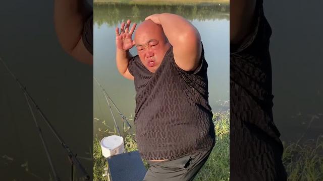 Китайские приколы. Лысый китаец. #смешновидео Китайские приколы. Лысый китаец. #смешновидео