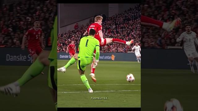 Diogo Costa is underrated #football #soccer #ronaldo Diogo Costa is underrated #football #soccer #ronaldo