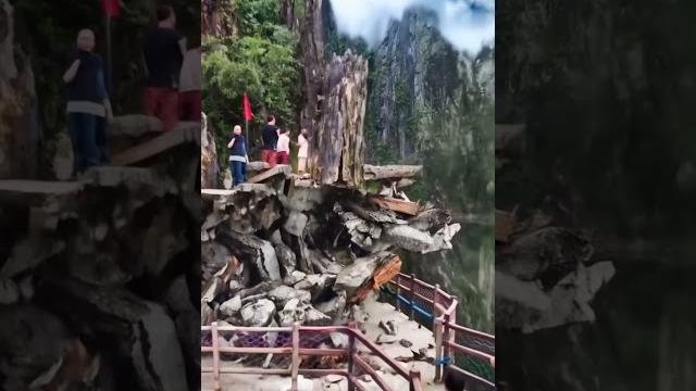 Ground Rips Open During Earthquake Ground Rips Open During Earthquake