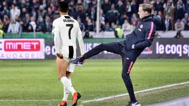 САМЫЕ СМЕШНЫЕ ПРИКОЛЫ В ФУТБОЛЕ 2019 САМЫЕ СМЕШНЫЕ ПРИКОЛЫ В ФУТБОЛЕ 2019