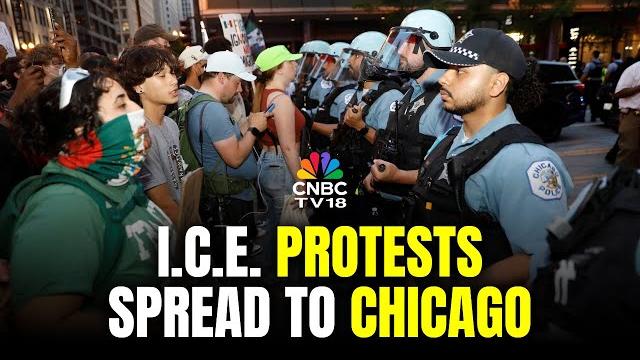 Demonstrators Shut Down Parts Of Downtown Chicago | ICE Protests | LA Protest | Donald Trump N18G Demonstrators Shut Down Parts Of Downtown Chicago | ICE Protests | LA Protest | Donald Trump N18G