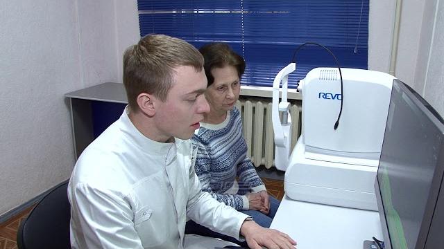 Здоровый взгляд. Мушки перед глазами, плавающие черные точки – это уже повод проверить здоровье глаз Здоровый взгляд. Мушки перед глазами, плавающие черные точки – это уже повод проверить здоровье глаз