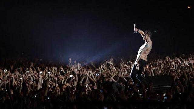 Depeche Mode - 35 Years of Never Let Me Down Again Depeche Mode - 35 Years of Never Let Me Down Again