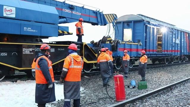 Крушение грузового поезда под Тулой Крушение грузового поезда под Тулой