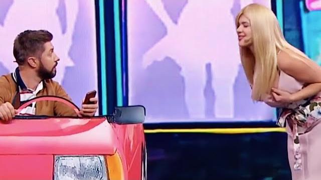 Пьяная женщина БУЛКАМ не хозяйка! Показала прелисти первому встречному! Приколы с пьяными женщинами Пьяная женщина БУЛКАМ не хозяйка! Показала прелисти первому встречному! Приколы с пьяными женщинами