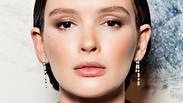 Паулина Андреева удивила своим утомленным видом Паулина Андреева удивила своим утомленным видом