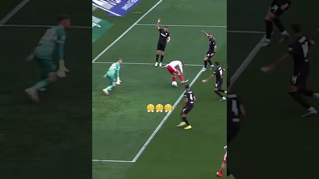Xavi Simons doing Xavi things Xavi Simons doing Xavi things