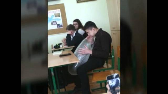 Прикол на уроке Прикол на уроке