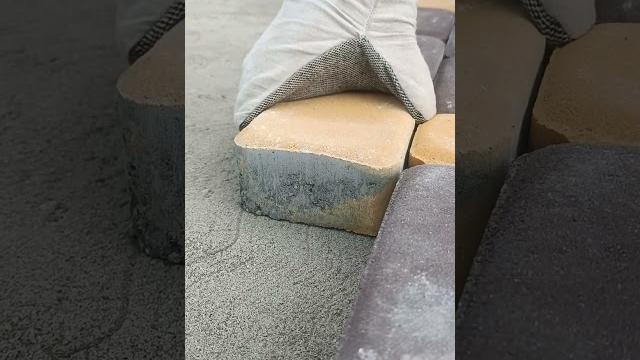 укладка тротуарной плитки на подушку из щебня укладка тротуарной плитки на подушку из щебня