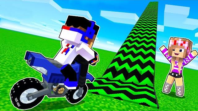 ОГРОМНЫЙ ТРАМПЛИН НУБА против ТРАМПЛИН ПРО в МАЙНКРАФТ ! ДЕВУШКА ВИДЕО ТРОЛЛИНГ MINECRAFT БИТВА ОГРОМНЫЙ ТРАМПЛИН НУБА против ТРАМПЛИН ПРО в МАЙНКРАФТ ! ДЕВУШКА ВИДЕО ТРОЛЛИНГ MINECRAFT БИТВА