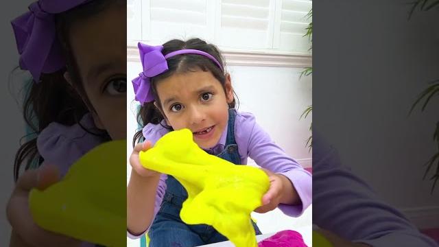 Ellie and Maddie's Playroom: A Lesson in Sharing Ellie and Maddie's Playroom: A Lesson in Sharing