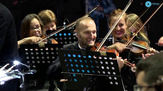 Симфоническое Кино - Хочу перемен (Виктор Цой, Георгий Каспарян) Симфоническое Кино - Хочу перемен (Виктор Цой, Георгий Каспарян)