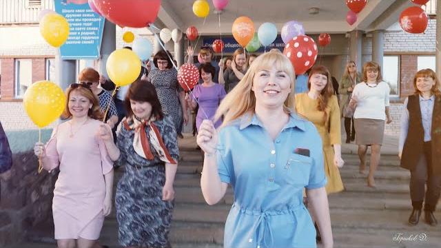 Клип на выпускной Родители зажигают Макс Барских Туманы Веселые мамы и папы поздравляют школьников Клип на выпускной Родители зажигают Макс Барских Туманы Веселые мамы и папы поздравляют школьников