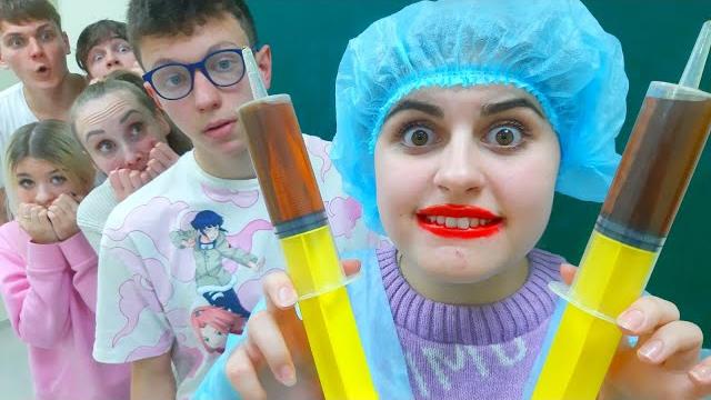 ДОКТОР Хочет ШКОЛЬНИКАМ СДЕЛАТЬ ПРИВИВКУ !! ДОКТОР Хочет ШКОЛЬНИКАМ СДЕЛАТЬ ПРИВИВКУ !!