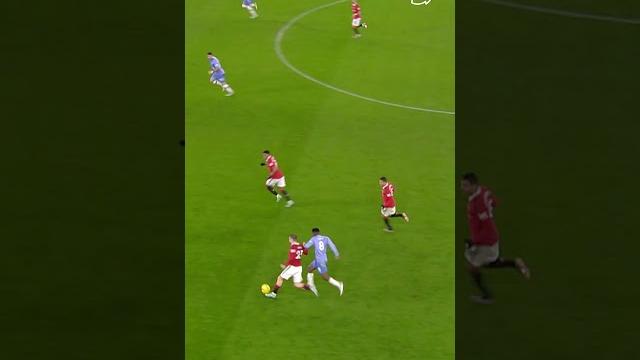 Ten Hag Ball! Started by De Gea & finished by Shaw Ten Hag Ball! Started by De Gea & finished by Shaw