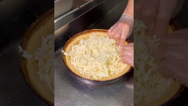 This Chicago Style pizza is cooked in a 70 year old CHICAGO OVEN. #pizza #foodchallenge This Chicago Style pizza is cooked in a 70 year old CHICAGO OVEN. #pizza #foodchallenge