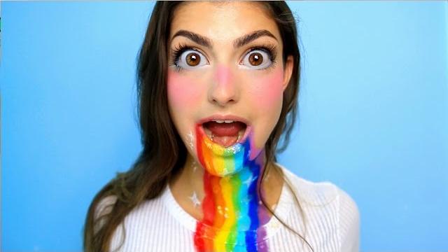 DIY Snapchat Halloween Costumes! DIY Snapchat Halloween Costumes!