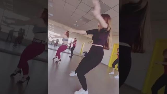 Сальса - школа танцев «Балетка» Сальса - школа танцев «Балетка»