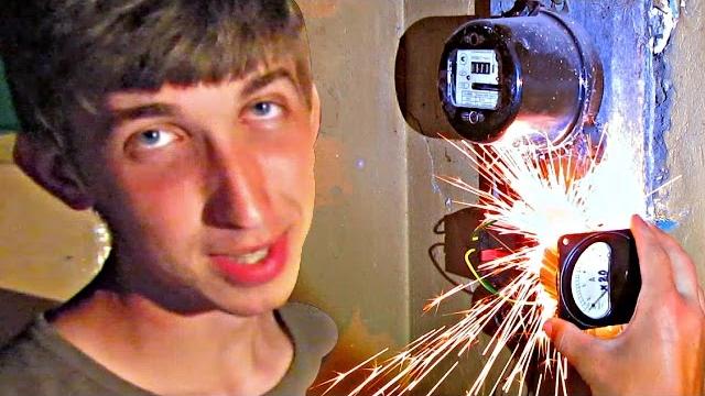 Измеряем ток короткого замыкания в розетке 220 вольт Измеряем ток короткого замыкания в розетке 220 вольт