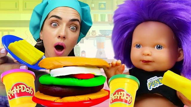 Видео для детей про Беби Бон. Готовлю игрушкам обед с Play Doh! Лепка из пластилина Плей До детям Видео для детей про Беби Бон. Готовлю игрушкам обед с Play Doh! Лепка из пластилина Плей До детям