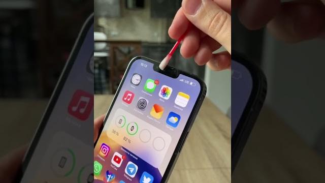 Как прочистить слуховой динамик iPhone Как прочистить слуховой динамик iPhone