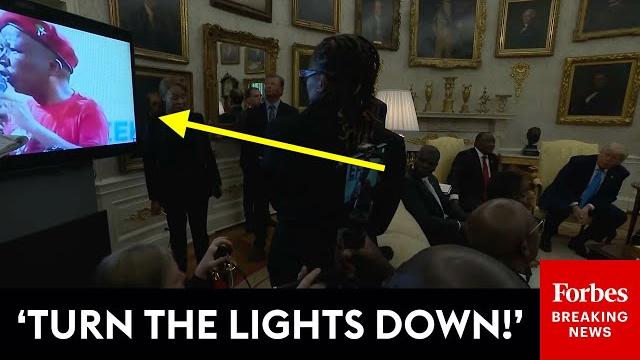 Trump Stops Meeting With South African President To Play Video Alleging Threats To White Farmers Trump Stops Meeting With South African President To Play Video Alleging Threats To White Farmers