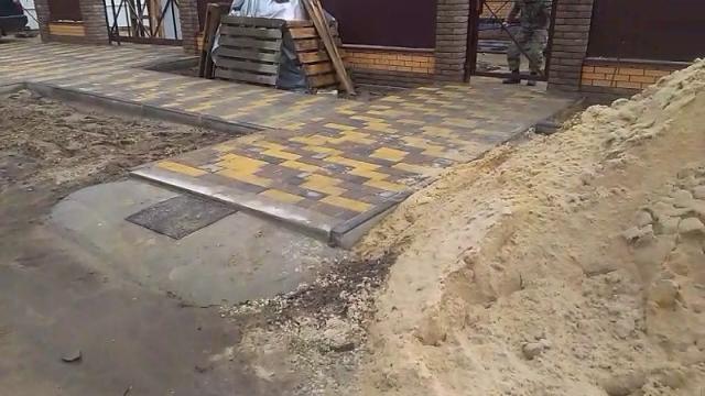 Укладка тротуарной плитки старый город Укладка тротуарной плитки старый город