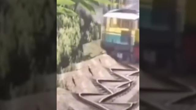 Крутая железная дорога!!! #funny #jokes #приколы #рекомендации #ржака #смех #весело #поезд #рельсы Крутая железная дорога!!! #funny #jokes #приколы #рекомендации #ржака #смех #весело #поезд #рельсы