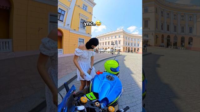 Шутка УДАЛАСЬ?.. Когда на улице совсем ЖАРКО.. #motorcycle #motoraido #bikelife #мото Шутка УДАЛАСЬ?.. Когда на улице совсем ЖАРКО.. #motorcycle #motoraido #bikelife #мото