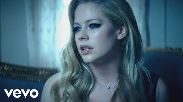 Avril Lavigne - Let Me Go (Official Video) ft. Chad Kroeger Avril Lavigne - Let Me Go (Official Video) ft. Chad Kroeger
