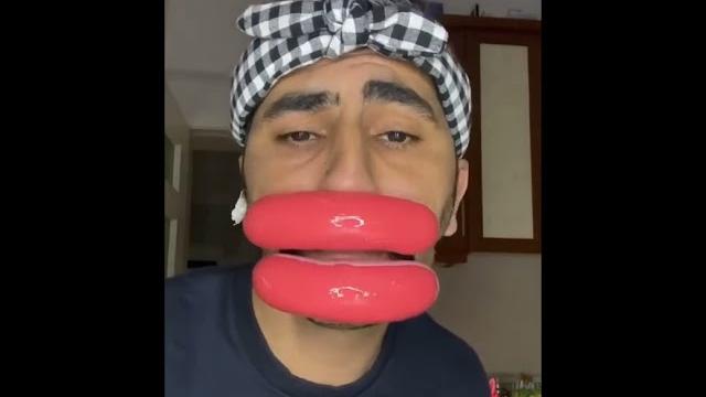 Ну что ж ты страшная такая Ну что ж ты страшная такая