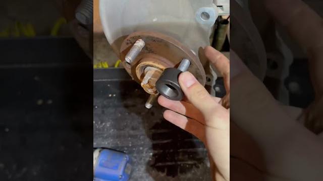 Broken Wheel Stud Replacement Broken Wheel Stud Replacement