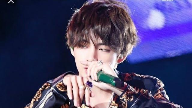BTS "Jump" live concert (Rus.Sub) BTS "Jump" live concert (Rus.Sub)