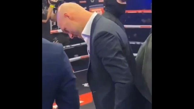 Анатолий Сульянов сходит с ума в октагоне Анатолий Сульянов сходит с ума в октагоне
