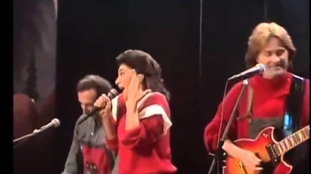 Ricchi e Poveri - Mamma Maria Ricchi e Poveri - Mamma Maria