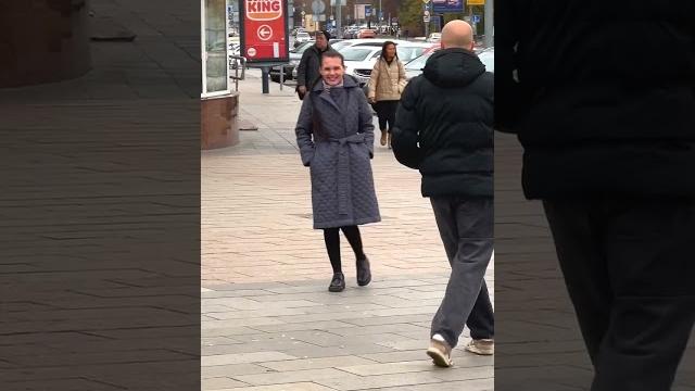 Всегда берите листовку #funny #прикол #юмор #comedy Всегда берите листовку #funny #прикол #юмор #comedy