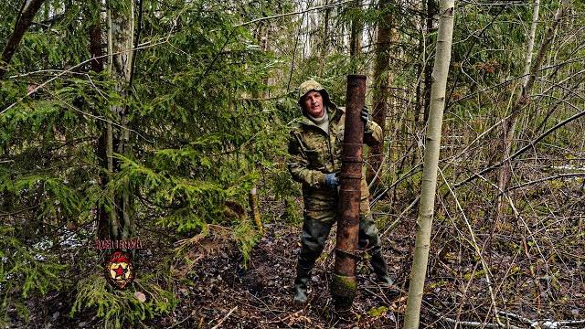 Миномёт, погибшие бойцы и место падения самолёта / Mortar, dead soldiers and plane crash site Миномёт, погибшие бойцы и место падения самолёта / Mortar, dead soldiers and plane crash site