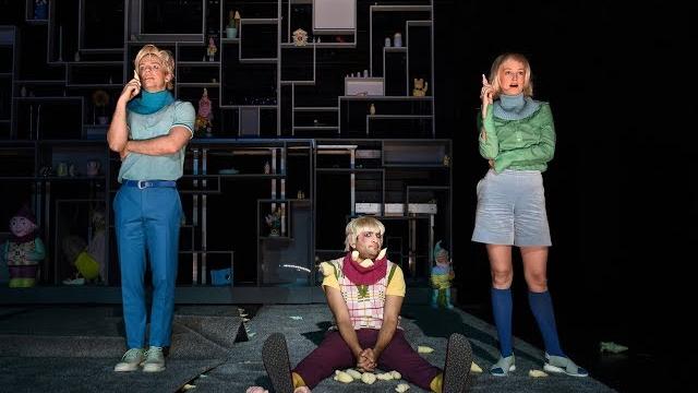 »Die Sehnsucht der Veronika Voss« & »Warum läuft Herr R. Amok?« von Rainer Werner Fassbinder »Die Sehnsucht der Veronika Voss« & »Warum läuft Herr R. Amok?« von Rainer Werner Fassbinder