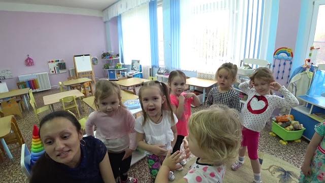 КАРАВАЙ КОГО ХОЧЕШЬ ВЫБИРАЙ КАРАВАЙ КОГО ХОЧЕШЬ ВЫБИРАЙ