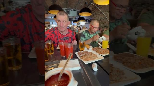 Обед в Кафе Му - Му с Друзьями / ГАРДЕЙ И ИВАНЫЧ #волгоград #automobile #artist #топ #рек Обед в Кафе Му - Му с Друзьями / ГАРДЕЙ И ИВАНЫЧ #волгоград #automobile #artist #топ #рек