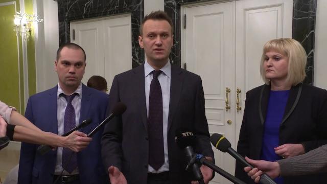 Верховный суд отменил приговор Алексею Навальному Верховный суд отменил приговор Алексею Навальному