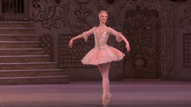 Dance of the Sugar Plum Fairy from The Nutcracker (The Royal Ballet) Dance of the Sugar Plum Fairy from The Nutcracker (The Royal Ballet)