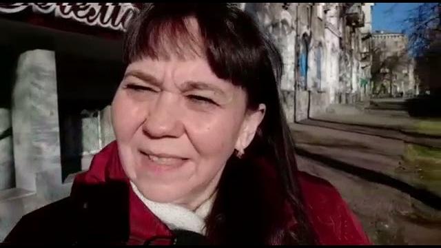 А если это так,то что есть красота? И почему ее обожествляют люди?Каждый человек по своему красив! А если это так,то что есть красота? И почему ее обожествляют люди?Каждый человек по своему красив!