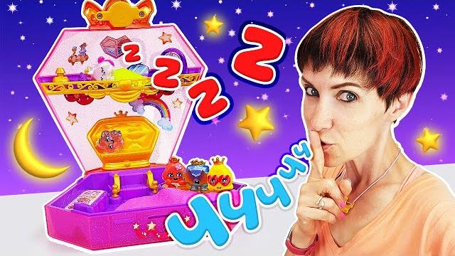 Маша Капуки с Pinky Promise в детском садике! Видео про игрушки для девочек - игры для детей Маша Капуки с Pinky Promise в детском садике! Видео про игрушки для девочек - игры для детей