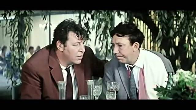 Ты зачем усы сбрил,дурик?)) Ты зачем усы сбрил,дурик?))