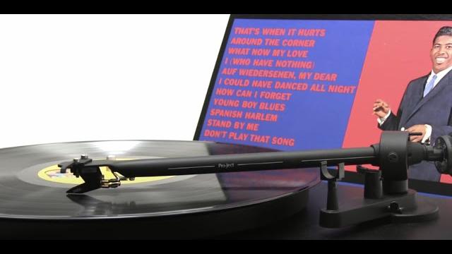 Ben E. King - Stand By Me (Official Vinyl Video) Ben E. King - Stand By Me (Official Vinyl Video)