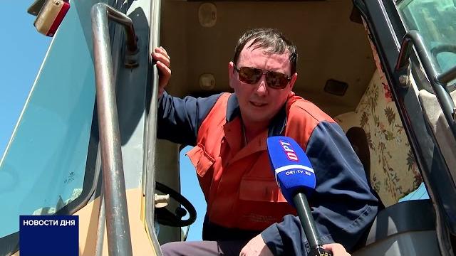 В ОРСКЕ УКРЕПЛЯЮТ ДАМБУ В ОРСКЕ УКРЕПЛЯЮТ ДАМБУ