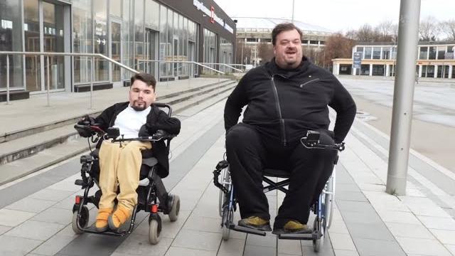 Василий Уткин левеет на глазах Василий Уткин левеет на глазах